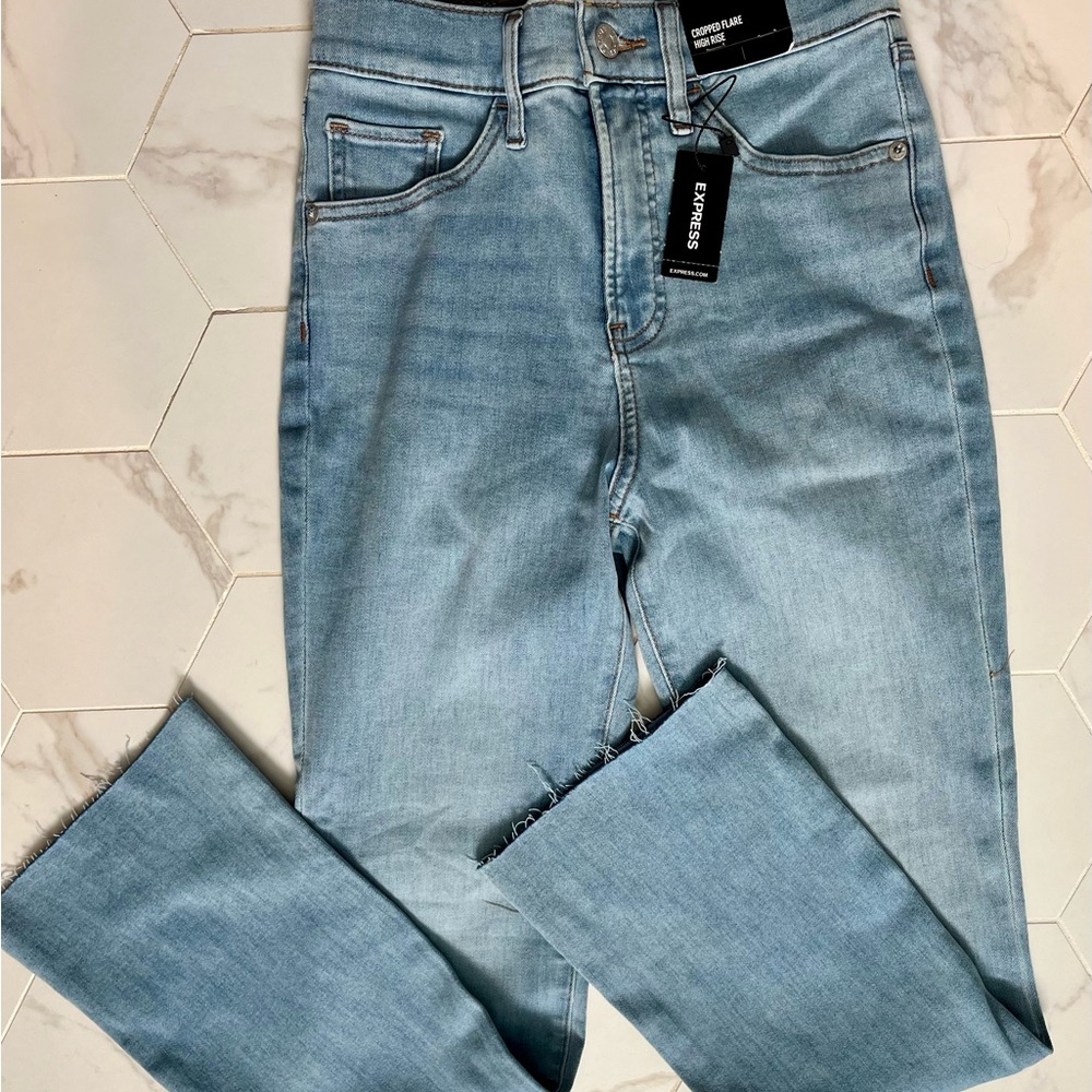 Cropped Flare, High Rise Jeans by Express
